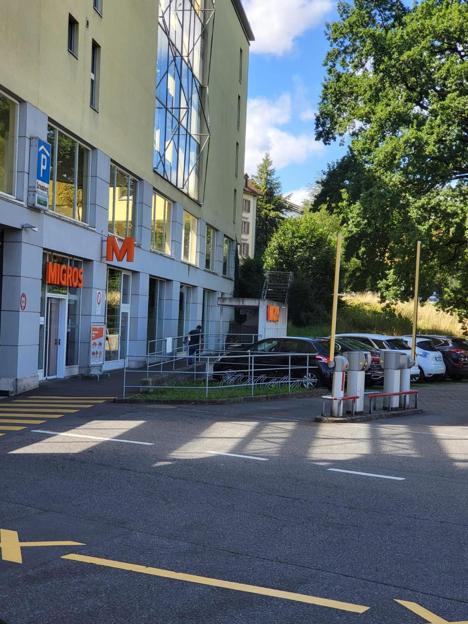 Bastis Central Guesthouse Lucerne City Екстериор снимка