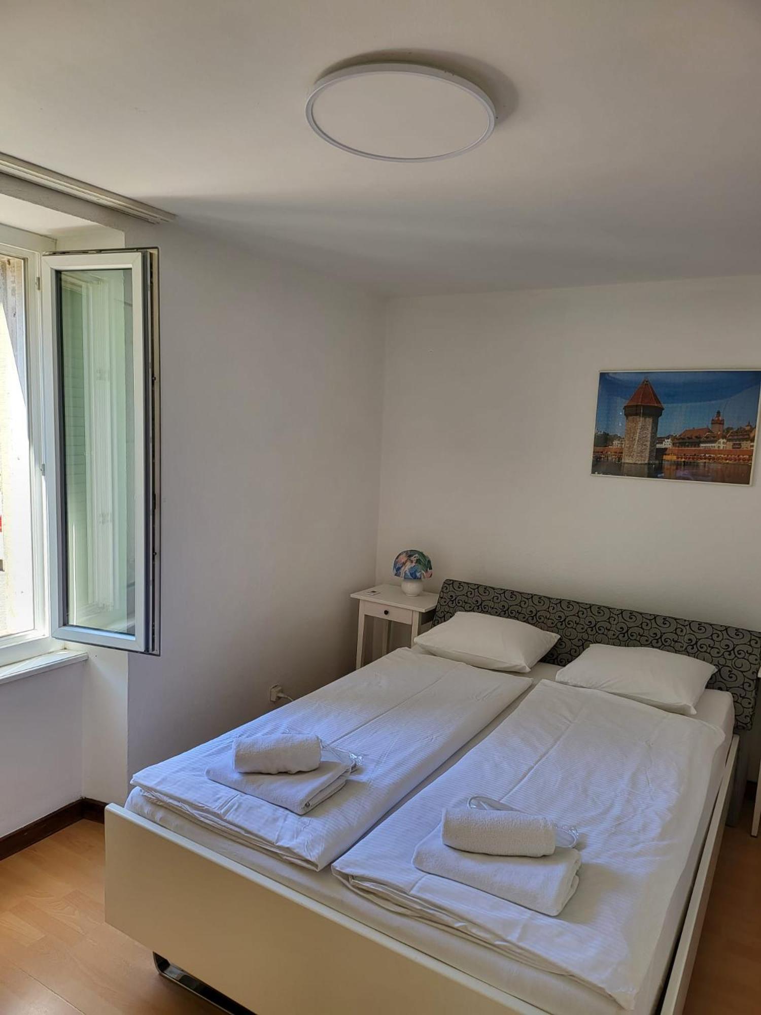 Bastis Central Guesthouse Lucerne City Екстериор снимка