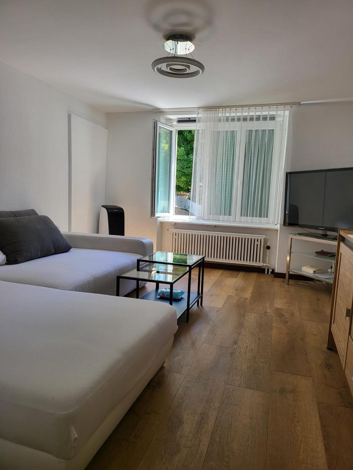 Bastis Central Guesthouse Lucerne City Екстериор снимка