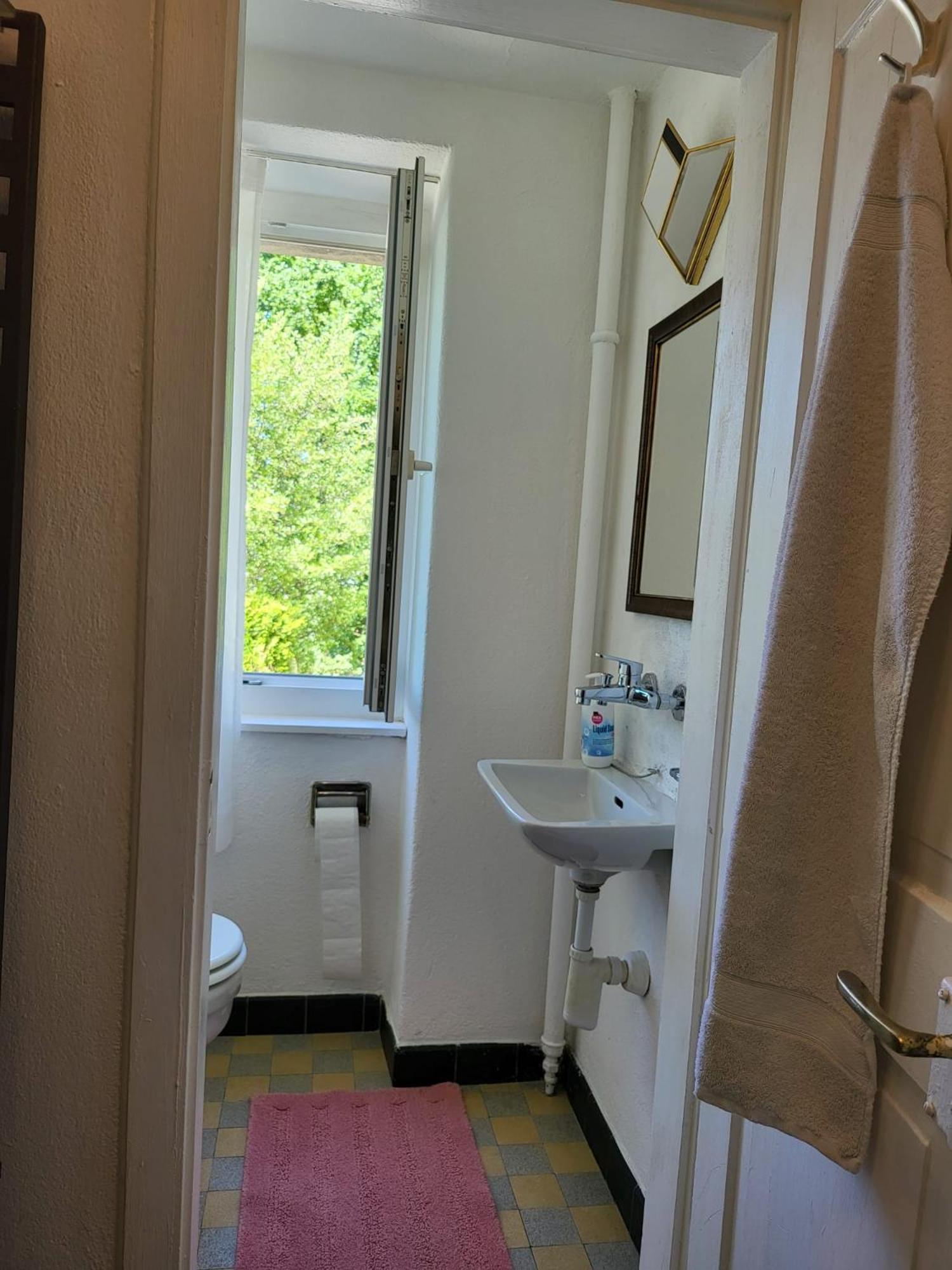 Bastis Central Guesthouse Lucerne City Екстериор снимка