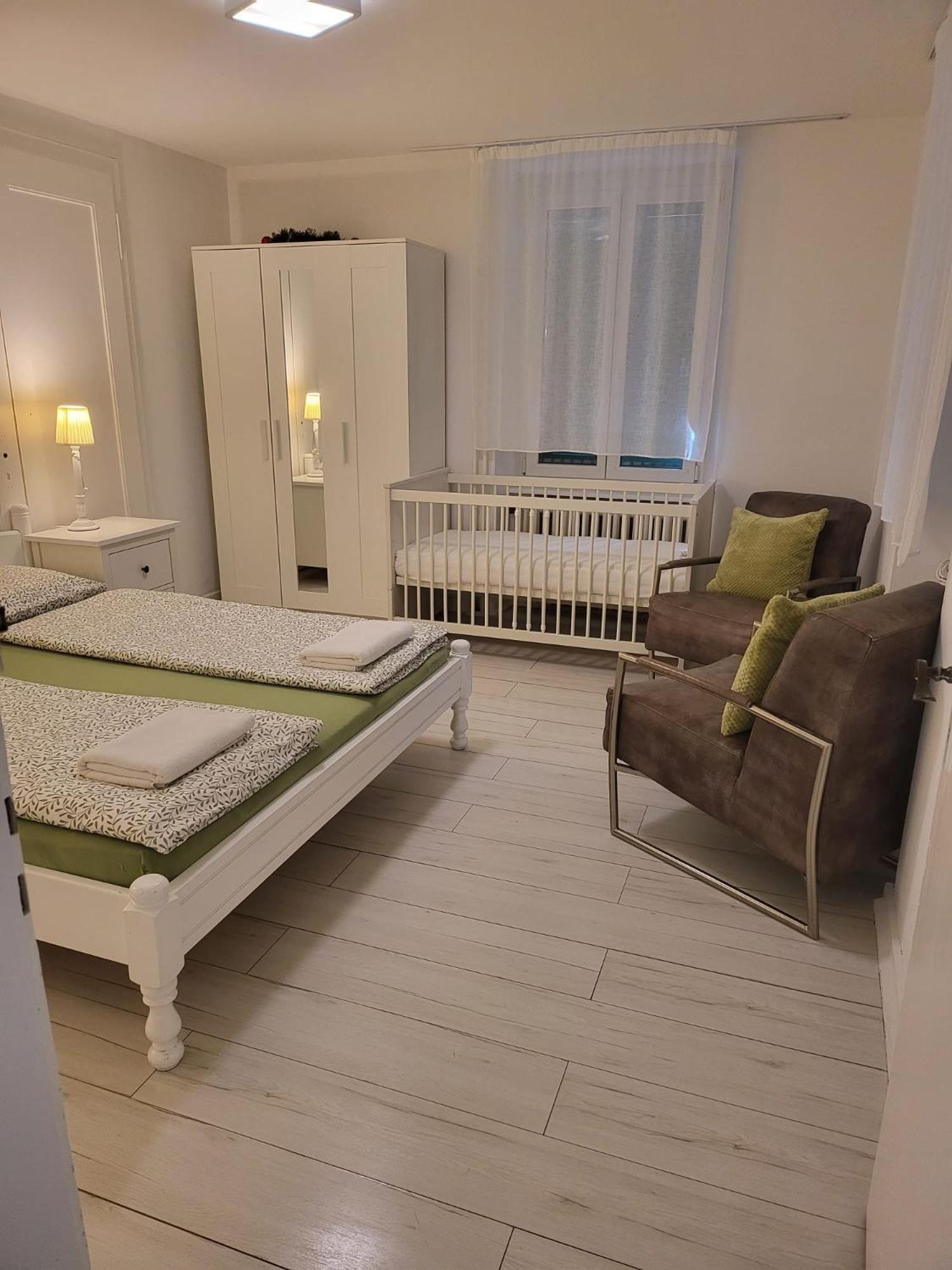 Bastis Central Guesthouse Lucerne City Екстериор снимка